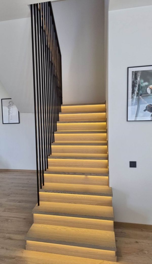 Faneruoti priešpakopiai